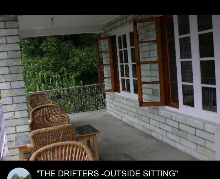Drifter'S Inn & Cafe Manali  Ngoại thất bức ảnh